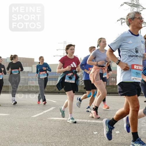 03.10.2026 - Köhlbrandbrückenlauf Michael Burmester http://msf.ph/oto/10768694 03.10.2026 09:27:45 Position 3 372, 3309 meine-sportfotos.de
