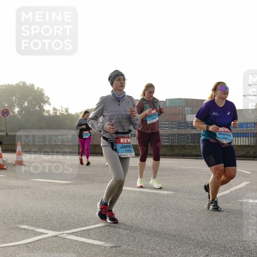 03.10.2026 - Köhlbrandbrückenlauf Michael Burmester http://msf.ph/oto/10768777 03.10.2026 09:28:12 Position 3 1995, 3494 meine-sportfotos.de
