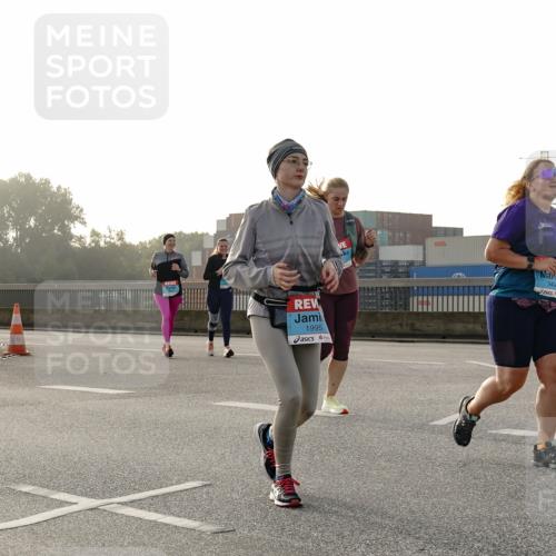 03.10.2026 - Köhlbrandbrückenlauf Michael Burmester http://msf.ph/oto/10768782 03.10.2026 09:28:12 Position 3 1995, 3494 meine-sportfotos.de