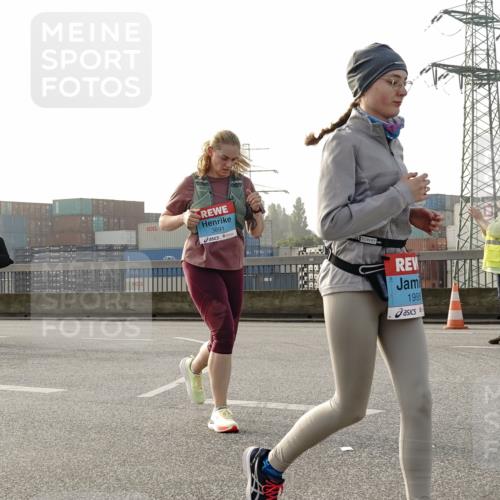 03.10.2026 - Köhlbrandbrückenlauf Michael Burmester http://msf.ph/oto/10768784 03.10.2026 09:28:13 Position 3 3691, 1995 meine-sportfotos.de