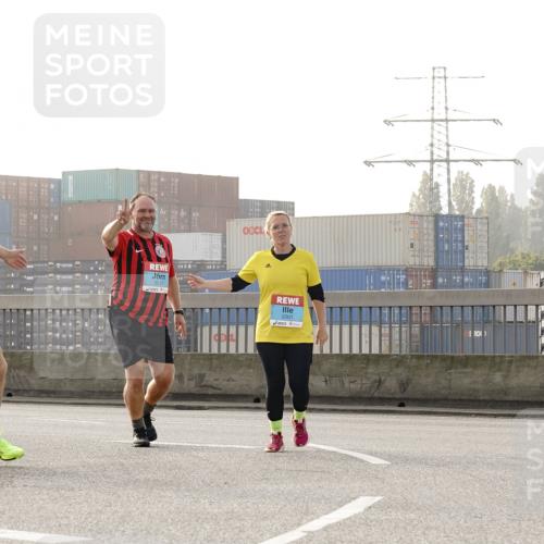 03.10.2026 - Köhlbrandbrückenlauf Michael Burmester http://msf.ph/oto/10768810 03.10.2026 09:28:26 Position 3 3516, 2001, 300, 1555564583, 620, 1540145 meine-sportfotos.de