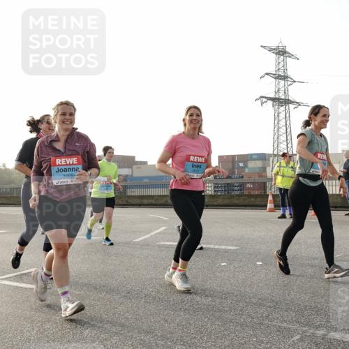 03.10.2026 - Köhlbrandbrückenlauf Michael Burmester http://msf.ph/oto/10768867 03.10.2026 09:28:35 Position 3 3665, 3610 meine-sportfotos.de