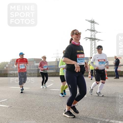 03.10.2026 - Köhlbrandbrückenlauf Michael Burmester http://msf.ph/oto/10768881 03.10.2026 09:28:36 Position 3 3588, 3 meine-sportfotos.de