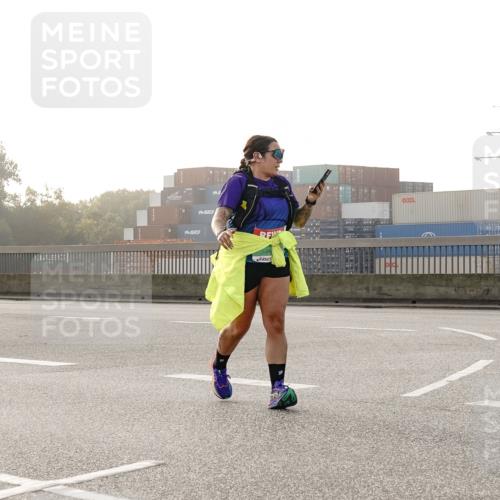 03.10.2026 - Köhlbrandbrückenlauf Michael Burmester http://msf.ph/oto/10769081 03.10.2026 09:28:50 Position 3  meine-sportfotos.de