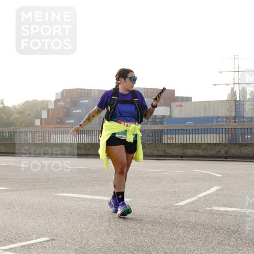 03.10.2026 - Köhlbrandbrückenlauf Michael Burmester http://msf.ph/oto/10769083 03.10.2026 09:28:51 Position 3  meine-sportfotos.de