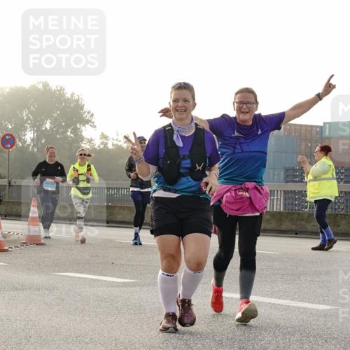 03.10.2026 - Köhlbrandbrückenlauf Michael Burmester http://msf.ph/oto/10769131 03.10.2026 09:29:17 Position 3  meine-sportfotos.de