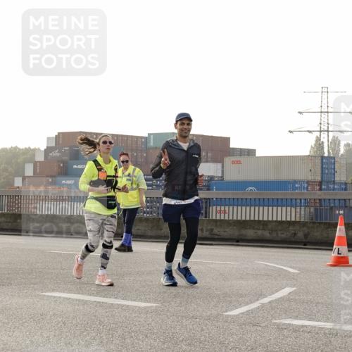 03.10.2026 - Köhlbrandbrückenlauf Michael Burmester http://msf.ph/oto/10769151 03.10.2026 09:29:21 Position 3 1186 meine-sportfotos.de