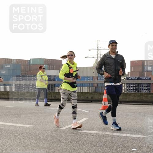 03.10.2026 - Köhlbrandbrückenlauf Michael Burmester http://msf.ph/oto/10769162 03.10.2026 09:29:22 Position 3 1186 meine-sportfotos.de