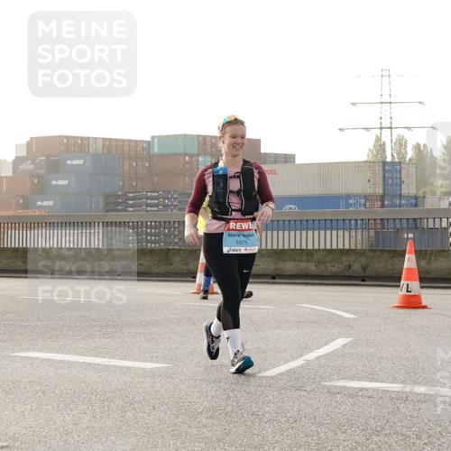 03.10.2026 - Köhlbrandbrückenlauf Michael Burmester http://msf.ph/oto/10769205 03.10.2026 09:29:41 Position 3 1975 meine-sportfotos.de