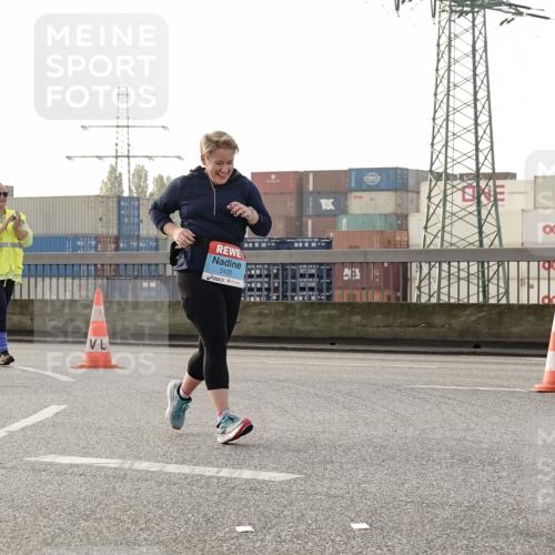 03.10.2026 - Köhlbrandbrückenlauf Michael Burmester http://msf.ph/oto/10769247 03.10.2026 09:30:45 Position 3 3430, 000 meine-sportfotos.de