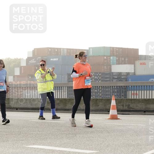 03.10.2026 - Köhlbrandbrückenlauf Michael Burmester http://msf.ph/oto/10769253 03.10.2026 09:31:32 Position 3  meine-sportfotos.de