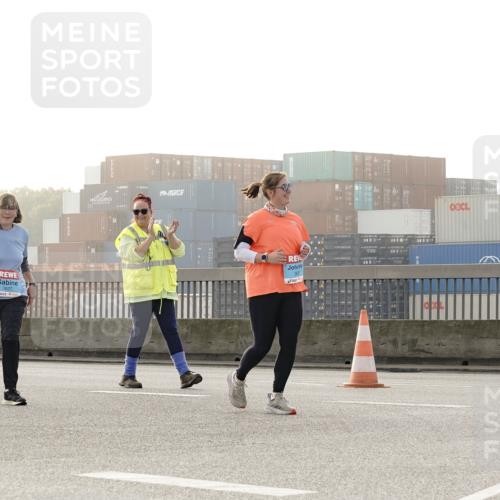 03.10.2026 - Köhlbrandbrückenlauf Michael Burmester http://msf.ph/oto/10769255 03.10.2026 09:31:32 Position 3  meine-sportfotos.de