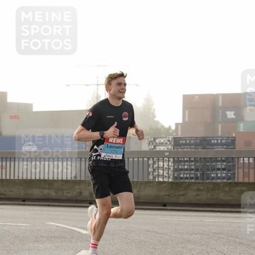 03.10.2026 - Köhlbrandbrückenlauf Michael Burmester http://msf.ph/oto/10769295 03.10.2026 09:09:48 Position 3 1773 meine-sportfotos.de