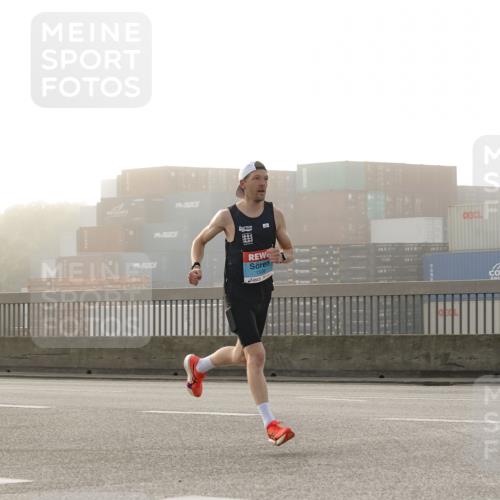 03.10.2026 - Köhlbrandbrückenlauf Michael Burmester http://msf.ph/oto/10769300 03.10.2026 09:09:55 Position 3 1508 meine-sportfotos.de