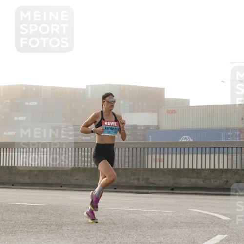 03.10.2026 - Köhlbrandbrückenlauf Michael Burmester http://msf.ph/oto/10769338 03.10.2026 09:10:33 Position 3 1467 meine-sportfotos.de
