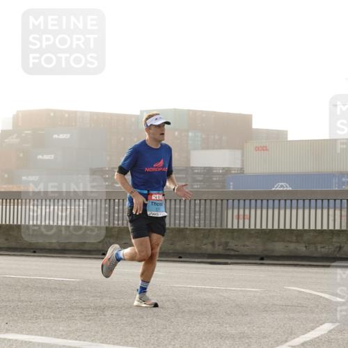 03.10.2026 - Köhlbrandbrückenlauf Michael Burmester http://msf.ph/oto/10769420 03.10.2026 09:11:17 Position 3 135 meine-sportfotos.de