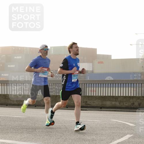 03.10.2026 - Köhlbrandbrückenlauf Michael Burmester http://msf.ph/oto/10769426 03.10.2026 09:11:19 Position 3 10, 2134 meine-sportfotos.de