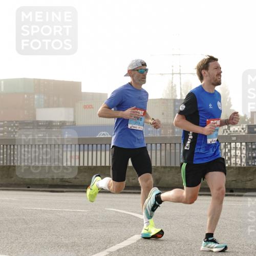 03.10.2026 - Köhlbrandbrückenlauf Michael Burmester http://msf.ph/oto/10769432 03.10.2026 09:11:19 Position 3  meine-sportfotos.de