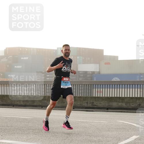 03.10.2026 - Köhlbrandbrückenlauf Michael Burmester http://msf.ph/oto/10769452 03.10.2026 09:11:28 Position 3 1081 meine-sportfotos.de