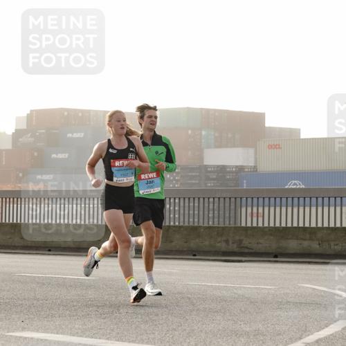 03.10.2026 - Köhlbrandbrückenlauf Michael Burmester http://msf.ph/oto/10769472 03.10.2026 09:11:34 Position 3 1507, 2047, 2124 meine-sportfotos.de