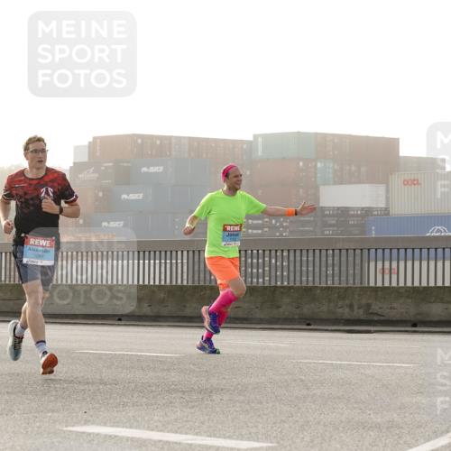03.10.2026 - Köhlbrandbrückenlauf Michael Burmester http://msf.ph/oto/10769518 03.10.2026 09:11:47 Position 3 1607, 1097 meine-sportfotos.de