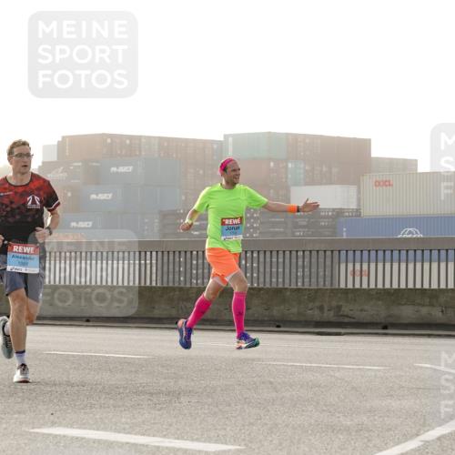 03.10.2026 - Köhlbrandbrückenlauf Michael Burmester http://msf.ph/oto/10769520 03.10.2026 09:11:47 Position 3 1097, 19, 1702 meine-sportfotos.de