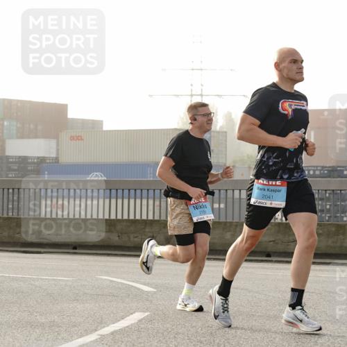 03.10.2026 - Köhlbrandbrückenlauf Michael Burmester http://msf.ph/oto/10769536 03.10.2026 09:11:50 Position 3 215, 2041 meine-sportfotos.de