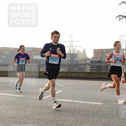 03.10.2026 - Köhlbrandbrückenlauf Michael Burmester http://msf.ph/oto/10769612 03.10.2026 09:12:05 Position 3 1007, 763 meine-sportfotos.de
