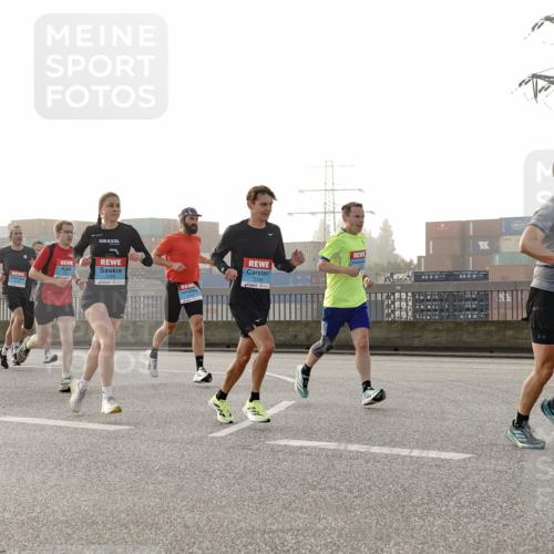 03.10.2026 - Köhlbrandbrückenlauf Michael Burmester http://msf.ph/oto/10769654 03.10.2026 09:12:12 Position 3 2194, 3 meine-sportfotos.de