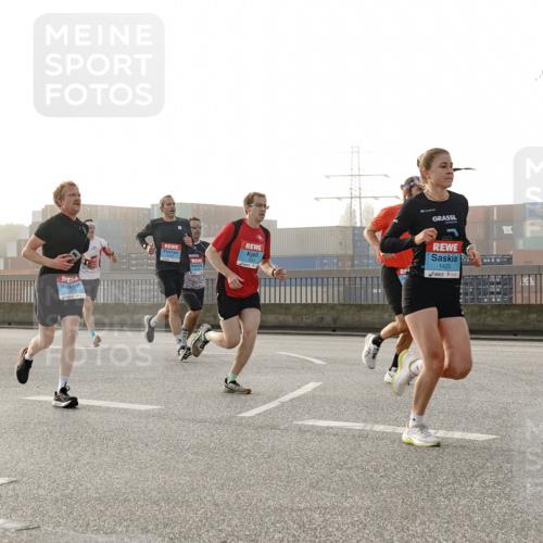 03.10.2026 - Köhlbrandbrückenlauf Michael Burmester http://msf.ph/oto/10769661 03.10.2026 09:12:13 Position 3 1425, 219 meine-sportfotos.de
