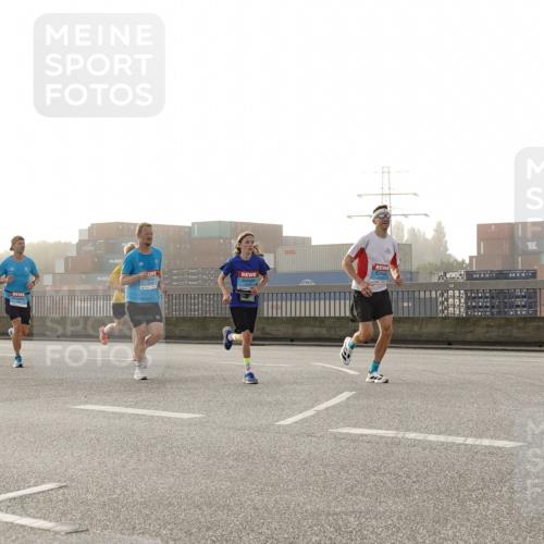 03.10.2026 - Köhlbrandbrückenlauf Michael Burmester http://msf.ph/oto/10769678 03.10.2026 09:12:15 Position 3  meine-sportfotos.de