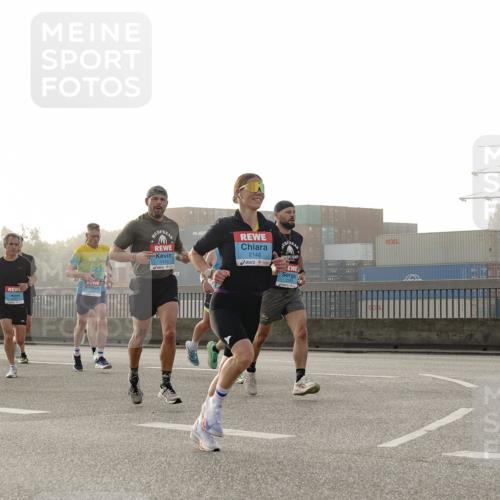 03.10.2026 - Köhlbrandbrückenlauf Michael Burmester http://msf.ph/oto/10769699 03.10.2026 09:12:20 Position 3 1413, 2148 meine-sportfotos.de