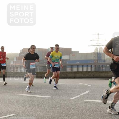 03.10.2026 - Köhlbrandbrückenlauf Michael Burmester http://msf.ph/oto/10769709 03.10.2026 09:12:22 Position 3 1413, 27 meine-sportfotos.de