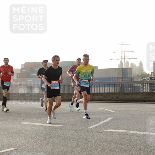03.10.2026 - Köhlbrandbrückenlauf Michael Burmester http://msf.ph/oto/10769714 03.10.2026 09:12:22 Position 3 3791, 1803 meine-sportfotos.de