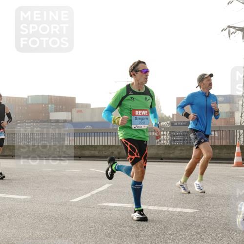 03.10.2026 - Köhlbrandbrückenlauf Michael Burmester http://msf.ph/oto/10769761 03.10.2026 09:12:32 Position 3 1392, 2046 meine-sportfotos.de