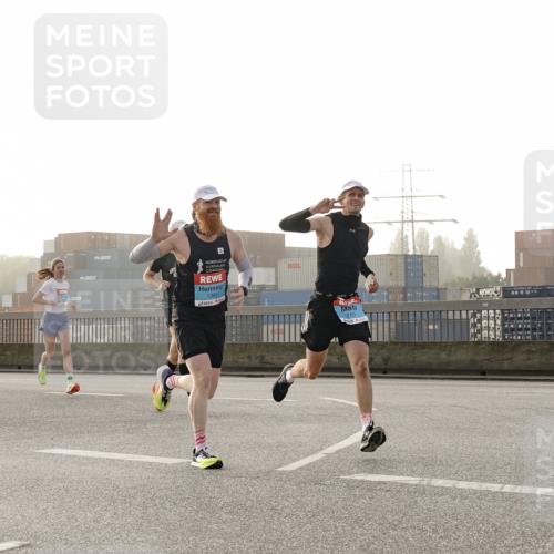 03.10.2026 - Köhlbrandbrückenlauf Michael Burmester http://msf.ph/oto/10769770 03.10.2026 09:12:33 Position 3 212, 5 meine-sportfotos.de