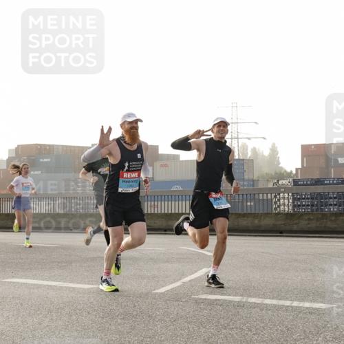 03.10.2026 - Köhlbrandbrückenlauf Michael Burmester http://msf.ph/oto/10769772 03.10.2026 09:12:33 Position 3 1392 meine-sportfotos.de