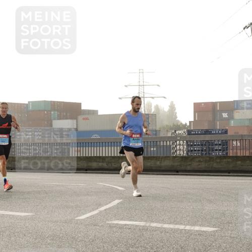 03.10.2026 - Köhlbrandbrückenlauf Michael Burmester http://msf.ph/oto/10769810 03.10.2026 09:12:38 Position 3  meine-sportfotos.de