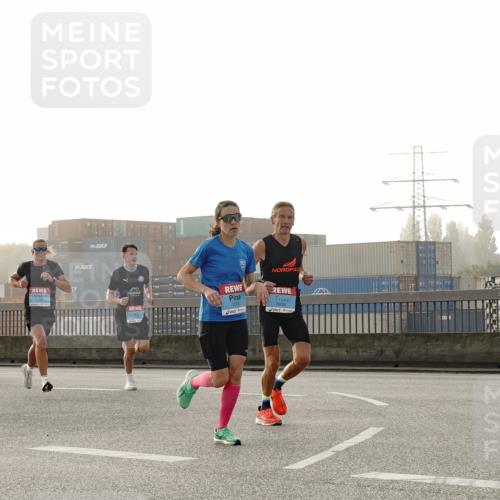 03.10.2026 - Köhlbrandbrückenlauf Michael Burmester http://msf.ph/oto/10769812 03.10.2026 09:12:39 Position 3 1714 meine-sportfotos.de