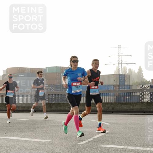 03.10.2026 - Köhlbrandbrückenlauf Michael Burmester http://msf.ph/oto/10769816 03.10.2026 09:12:39 Position 3 1714 meine-sportfotos.de