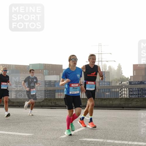 03.10.2026 - Köhlbrandbrückenlauf Michael Burmester http://msf.ph/oto/10769820 03.10.2026 09:12:39 Position 3 1714 meine-sportfotos.de