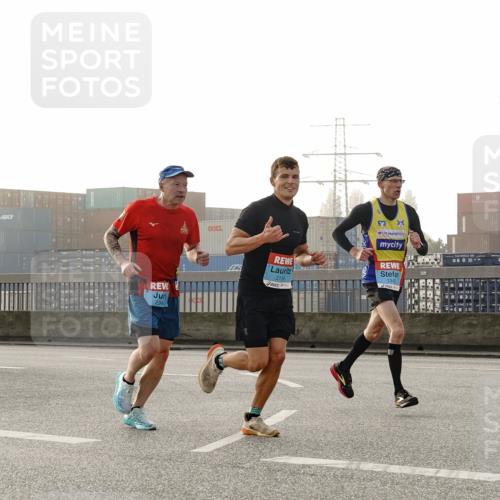 03.10.2026 - Köhlbrandbrückenlauf Michael Burmester http://msf.ph/oto/10769850 03.10.2026 09:12:44 Position 3 234, 2114, 30, 134, 1102 meine-sportfotos.de