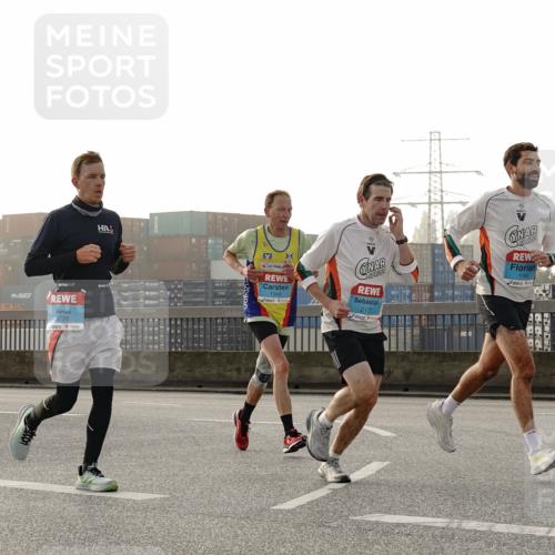 03.10.2026 - Köhlbrandbrückenlauf Michael Burmester http://msf.ph/oto/10769860 03.10.2026 09:12:46 Position 3 3798, 1349, 2177, 1066 meine-sportfotos.de