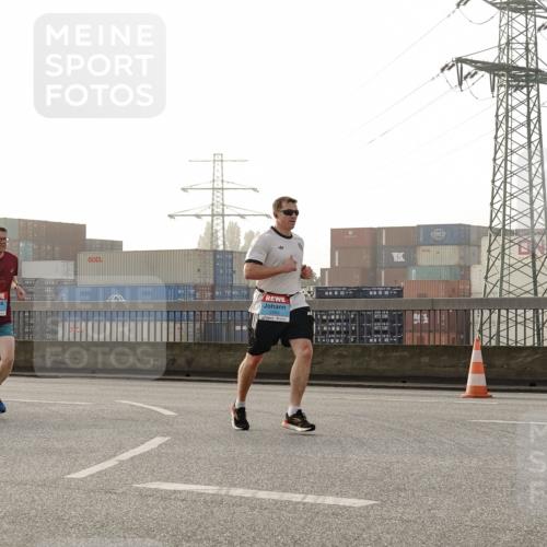 03.10.2026 - Köhlbrandbrückenlauf Michael Burmester http://msf.ph/oto/10769954 03.10.2026 09:13:00 Position 3 1216, 5 meine-sportfotos.de