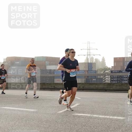 03.10.2026 - Köhlbrandbrückenlauf Michael Burmester http://msf.ph/oto/10770058 03.10.2026 09:13:14 Position 3 1317 meine-sportfotos.de