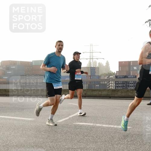 03.10.2026 - Köhlbrandbrückenlauf Michael Burmester http://msf.ph/oto/10770084 03.10.2026 09:13:18 Position 3 2365 meine-sportfotos.de