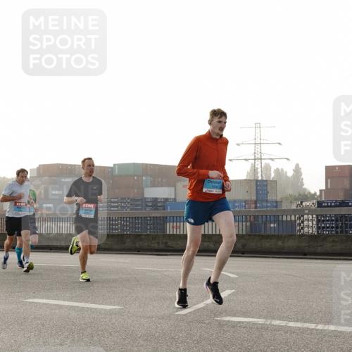 03.10.2026 - Köhlbrandbrückenlauf Michael Burmester http://msf.ph/oto/10770098 03.10.2026 09:13:20 Position 3 1008 meine-sportfotos.de