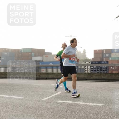 03.10.2026 - Köhlbrandbrückenlauf Michael Burmester http://msf.ph/oto/10770116 03.10.2026 09:13:22 Position 3 2151 meine-sportfotos.de