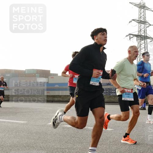 03.10.2026 - Köhlbrandbrückenlauf Michael Burmester http://msf.ph/oto/10770198 03.10.2026 09:13:31 Position 3 3747, 1196 meine-sportfotos.de
