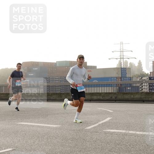 03.10.2026 - Köhlbrandbrückenlauf Michael Burmester http://msf.ph/oto/10770227 03.10.2026 09:13:36 Position 3  meine-sportfotos.de